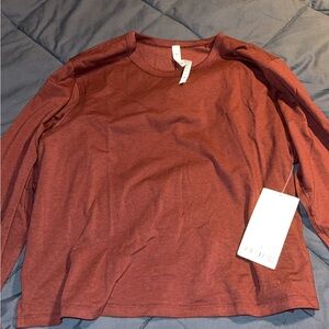 Lululemon classic long sleeve NWT